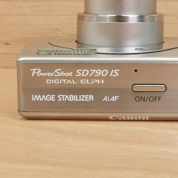 Canon PowerShot SD790 IS 10MP Digital ELPH / Silver - Picture 7 of 12